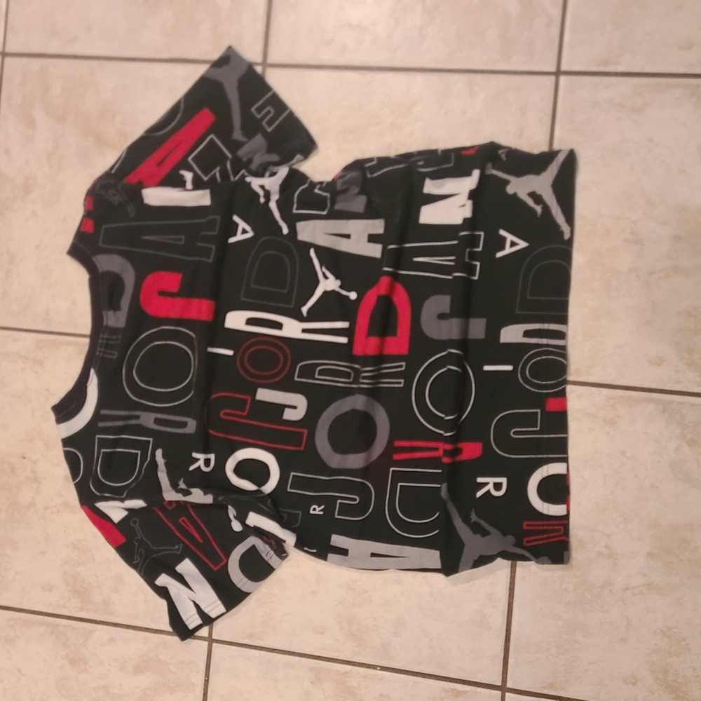 Jordan Kids Graphic T-Shirt - Black and Red - Picture 4 of 5